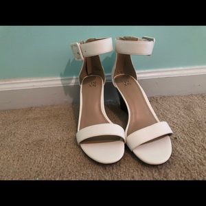 NY and C wedge/ heels